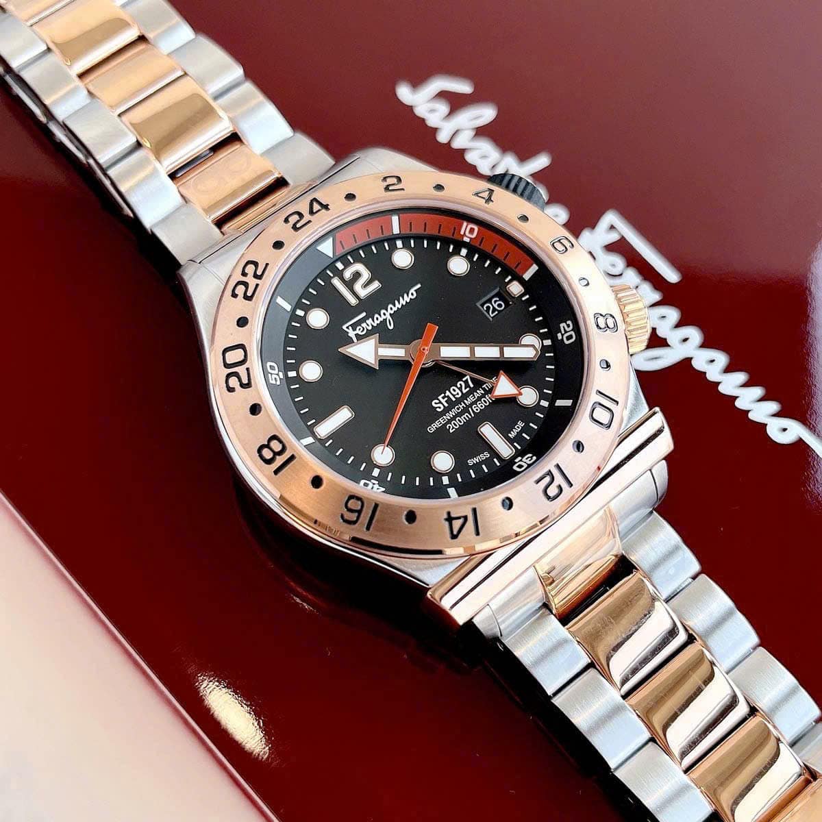 Salvatore Ferragamo 1927 SFMZ00622