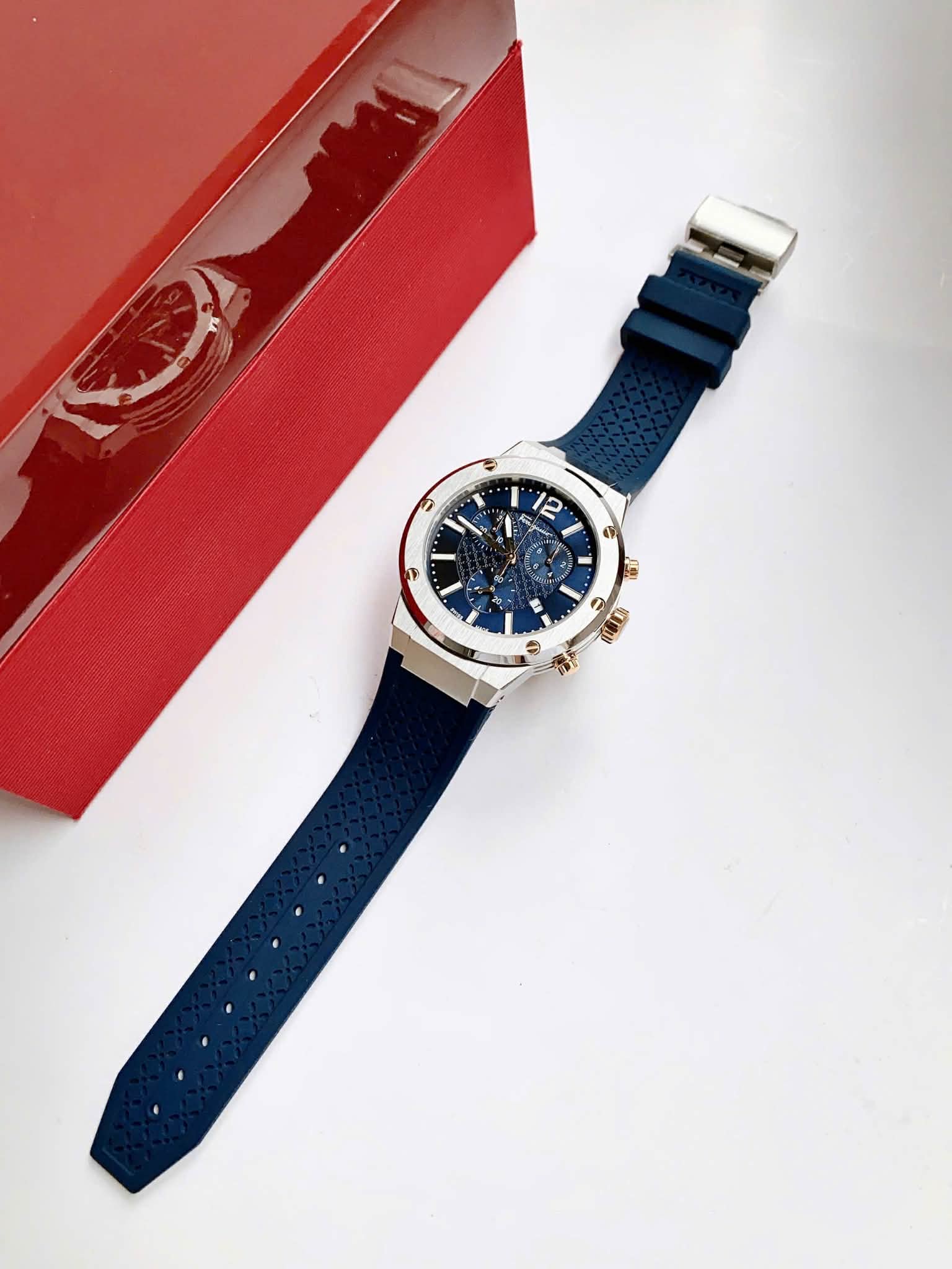 Đồng Hồ Salvatore Ferragamo F-80 Chronograph SFJE00724 - Ảnh 7