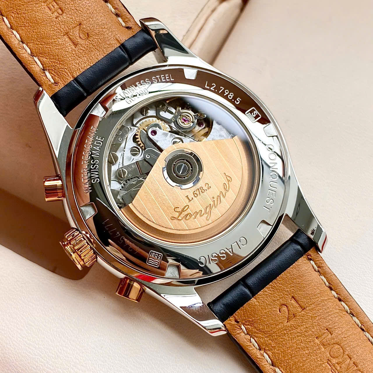 Longines Conquest Moonphase Chronograph Demi 18K L2.798.5.72.3