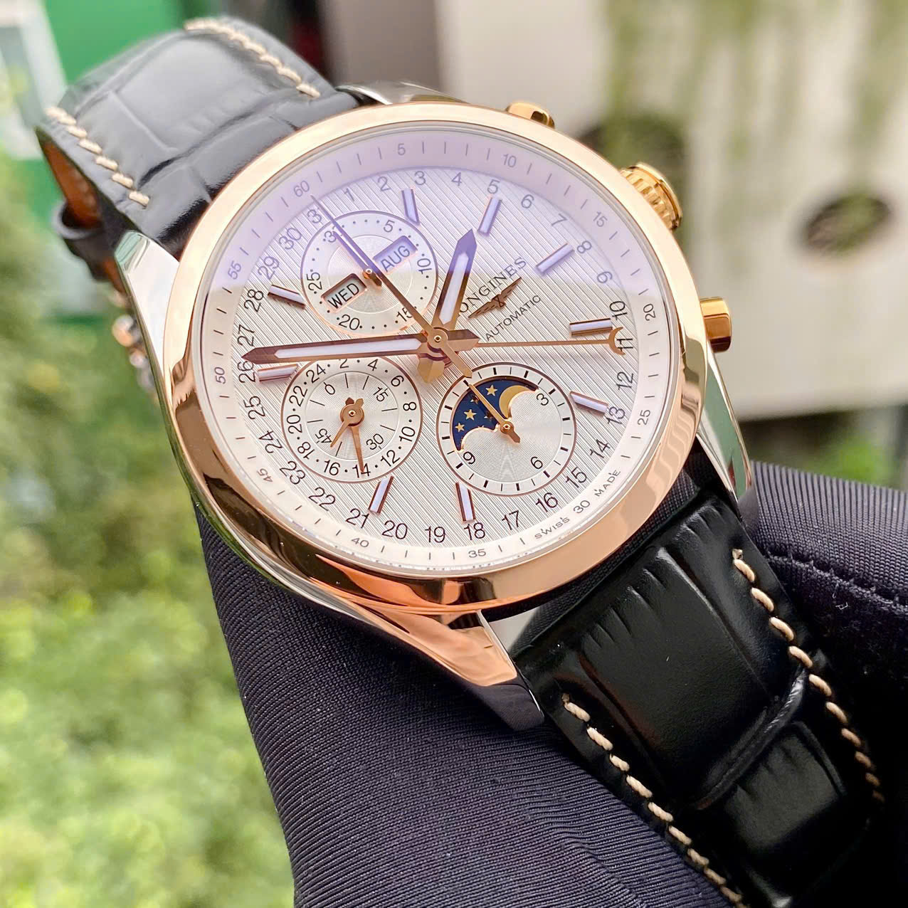 Longines Conquest Moonphase Chronograph Demi 18K L2.798.5.72.3